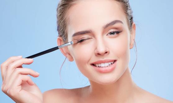 单眼皮怎么变双眼皮方法 合理使用双眼皮贴效果好-很美的