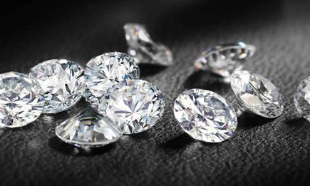 隔着屏幕哄女朋友开心