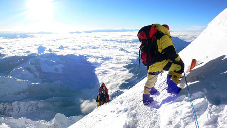 为什么珠峰顶没有照片