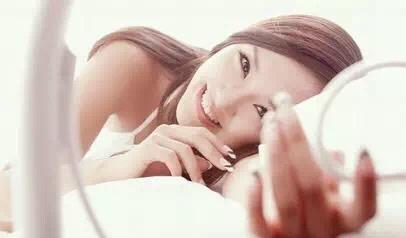 手心脚心发热是怎么回事-很美的