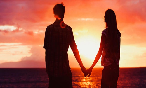 关于爱情的现代诗集合 优美至极亦能打动你的心扉!-很美的