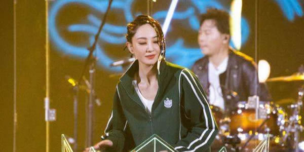 英皇娱乐旗下艺人名单-很美的