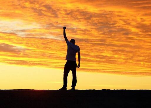 鼓励坚持不放弃的句子_合欢蜂胶