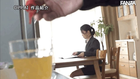 有贺みなほ(有贺美奈穗,Ariga-Minaho)作品PPPE-066介绍及封面预览