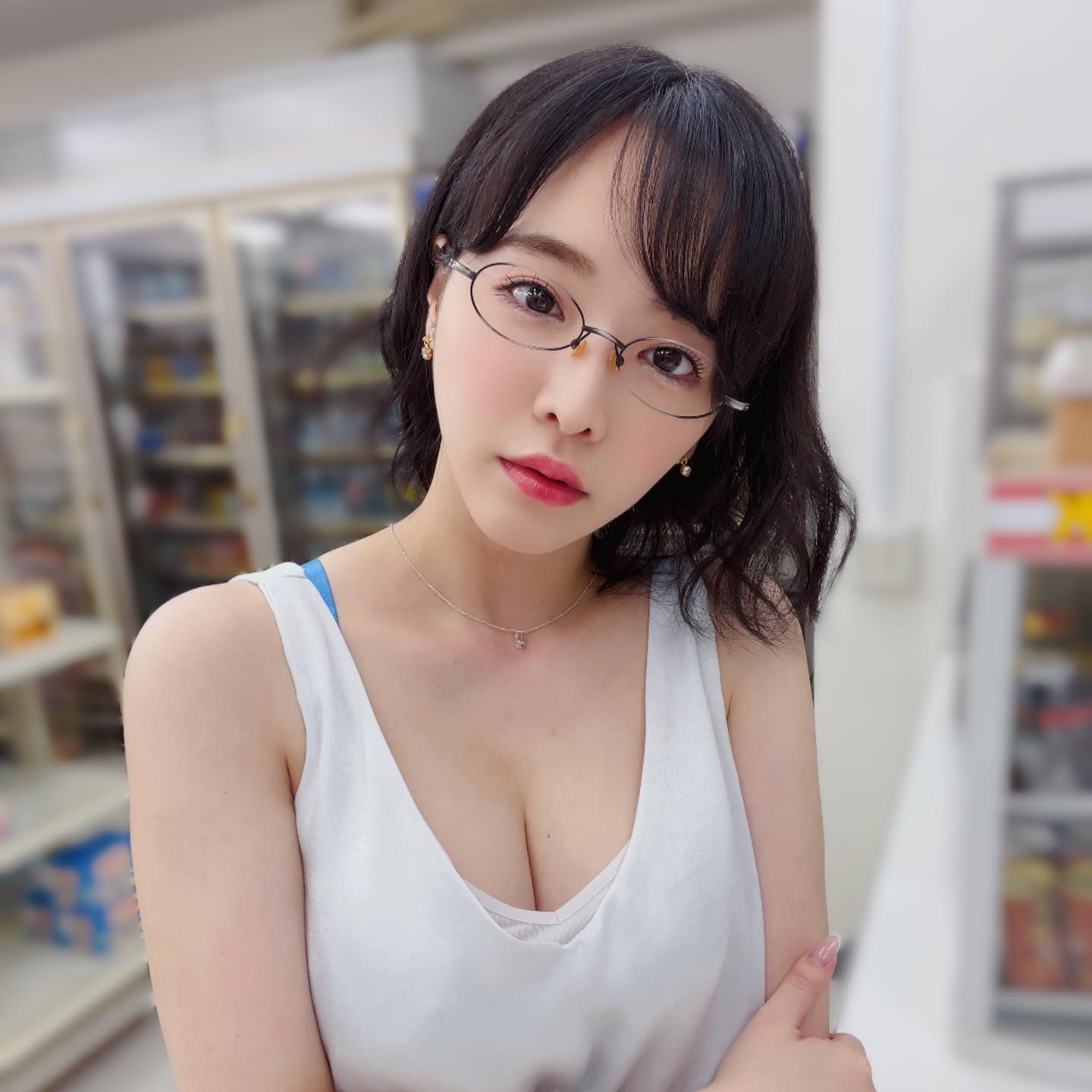 白虎女神《三宫椿》精选品番作品推荐及预览-很美的