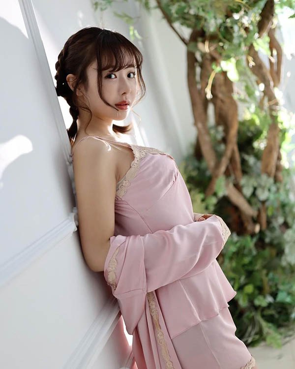 E奶纤腰《栗山莉绪》精选品番作品推荐介绍及预览-很美的