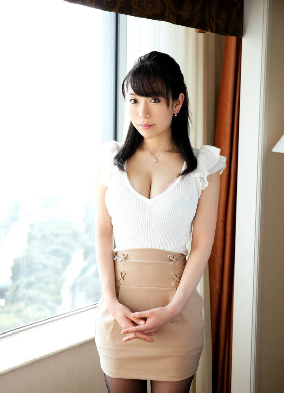 E杯美乳三十路人妻《富野伊织》精选作品推荐介绍及封面预览