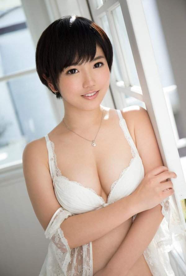 纯真系短发美少女《柚木彩花》精选作品推荐介绍及封面预览