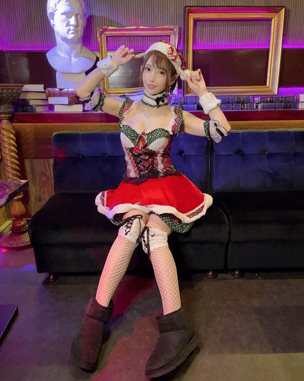 AV史上首位用VR片当引退作的女优《乙叶七濑》精选作品推荐介绍及封面预览