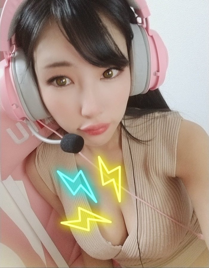 10年一遇神BODY「飞鸟里伊奈」精选作品推荐介绍及封面预览